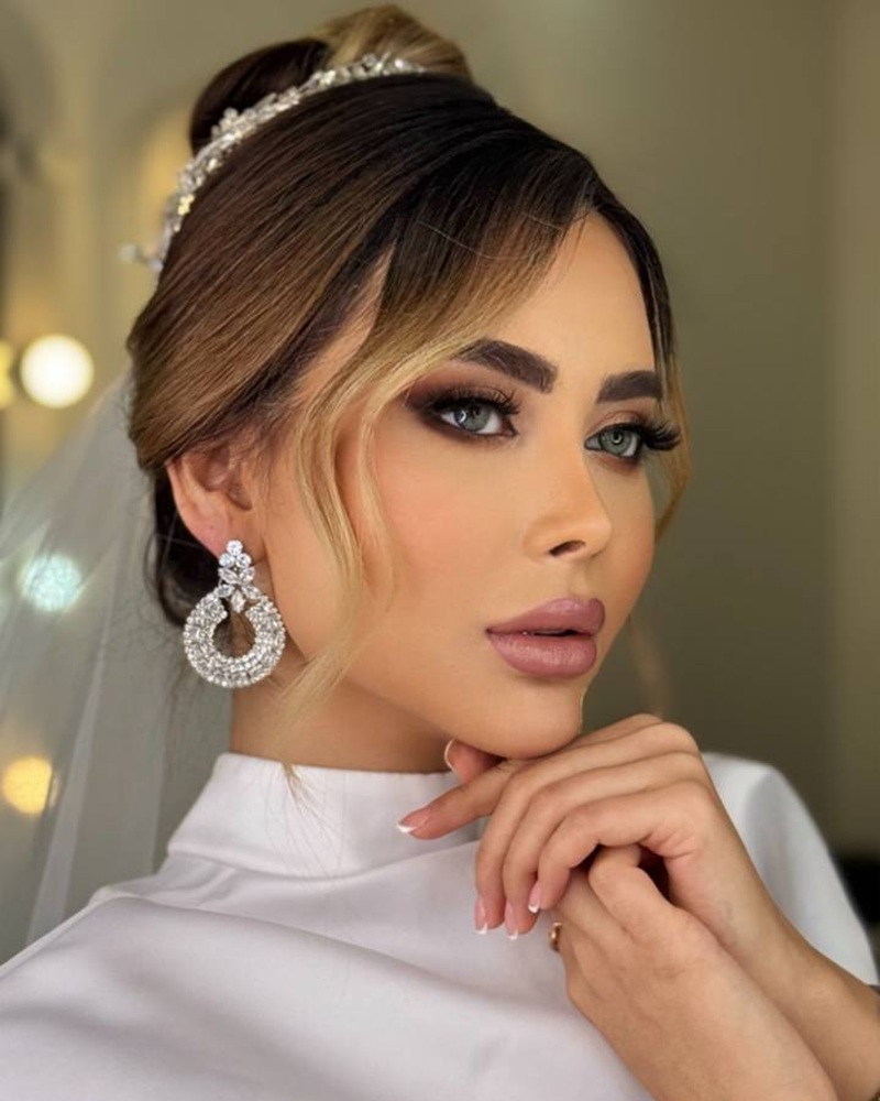 میکاپ و گریم تخصصی عروس